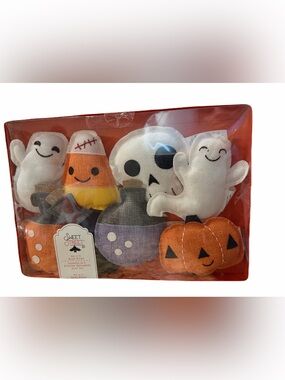 SWEET STREET NWT set of 8 Halloween Bowl filler